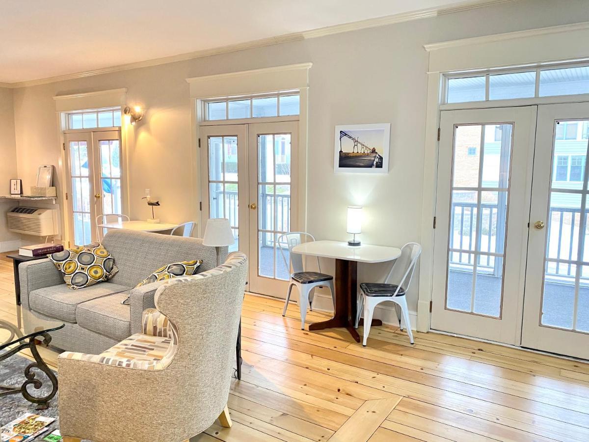 Harbor House Inn Grand Haven Εξωτερικό φωτογραφία