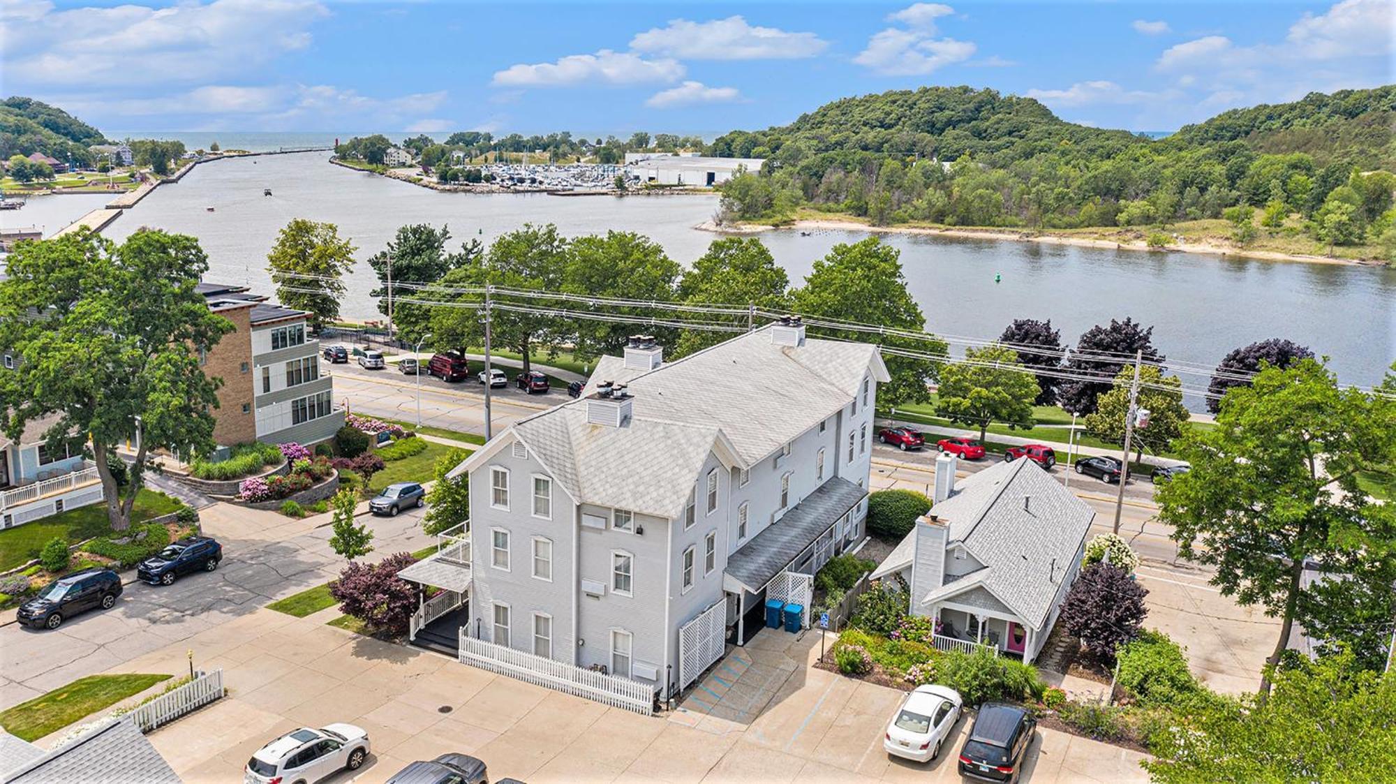 Harbor House Inn Grand Haven Εξωτερικό φωτογραφία
