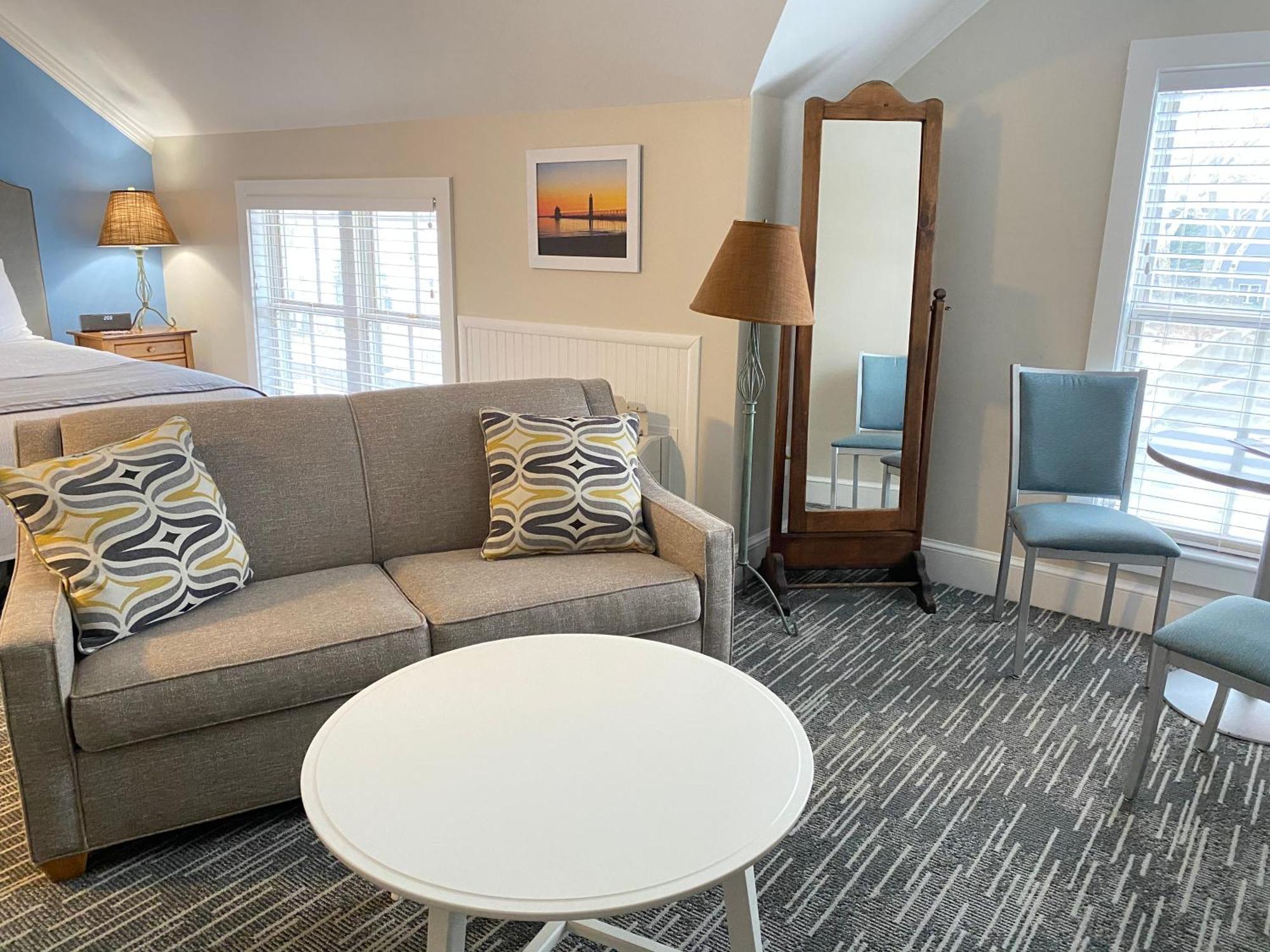 Harbor House Inn Grand Haven Δωμάτιο φωτογραφία